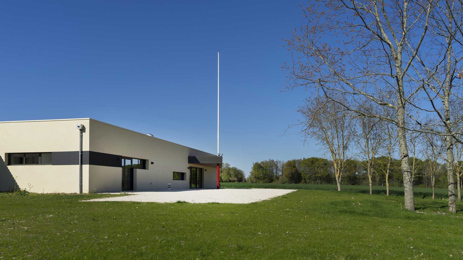 Domaine de l'Abadaire - cour arrière