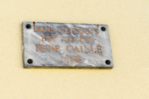 Plaque commémorative du décès de René Caillé