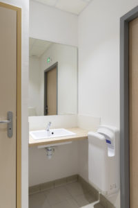 Toilettes Salle La Gripperie-Saint-Symphorien